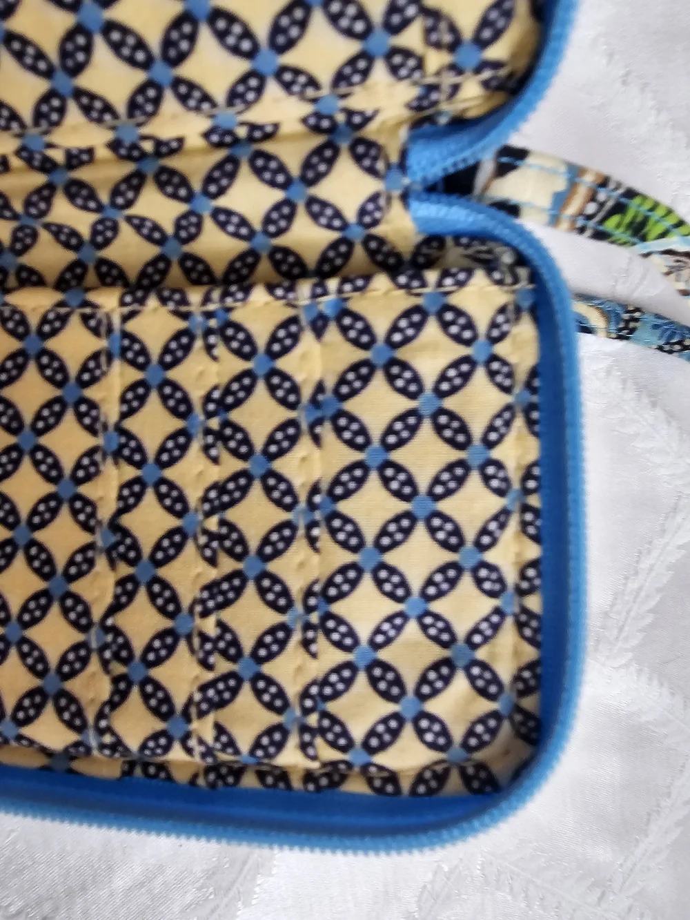 Vera Bradley Blue Floral Quilted Wristlet Wallet In Bali Blue